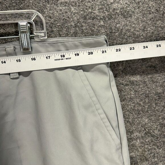 Izod Shorts Men 42 Gray High Rise Pleated Bermuda Pockets Regular Fit Comfort - Picture 3 of 8